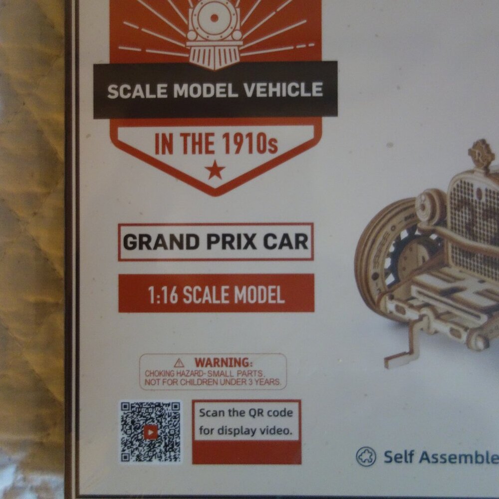 NIP ROKR Grand Prix Car 1:16 Scale Model Kit MC401 - Picture 4 of 4
